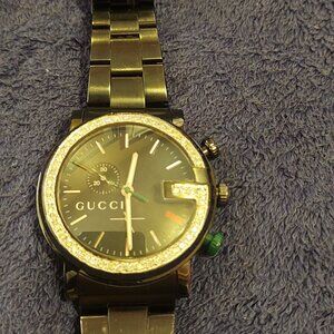 Gucci Chrono will Diamond Bezell